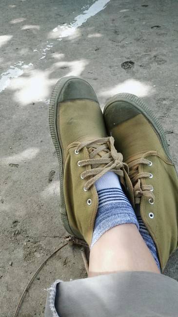 高腰黄胶鞋 高腰解放鞋